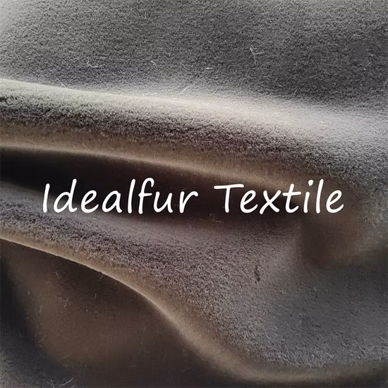 Superweiches Kaninchenfellimitat mit Leopardenmuster